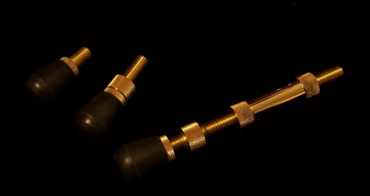 Yanagsiawa B992 Bronze Bari Sax - B992P with Floor Peg