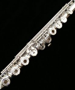 Azumi AZ3 Series Flute - by Altus