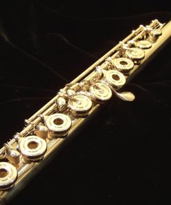 Used Avanti 2000 Flute with C# Trill