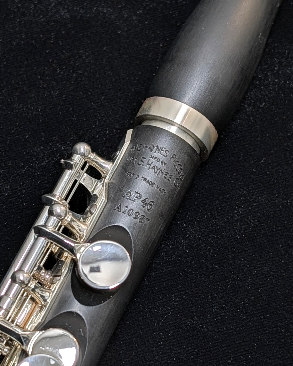 Haynes Amadeus AP46 Composite Piccolo - Logo