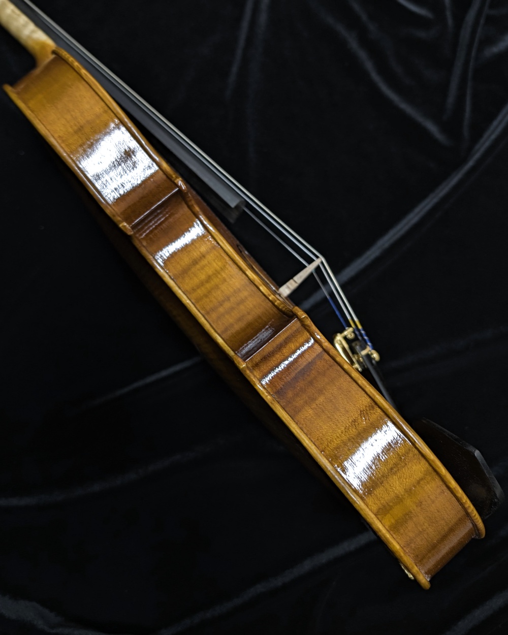 LaChambre VL04 Step-Up Violin - Side