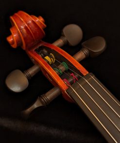 LaChambre 400II Series Violin - pegbox