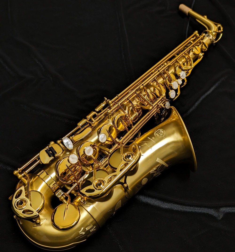 Selmer Paris Signature Alto Sax - Brushed Lacquer