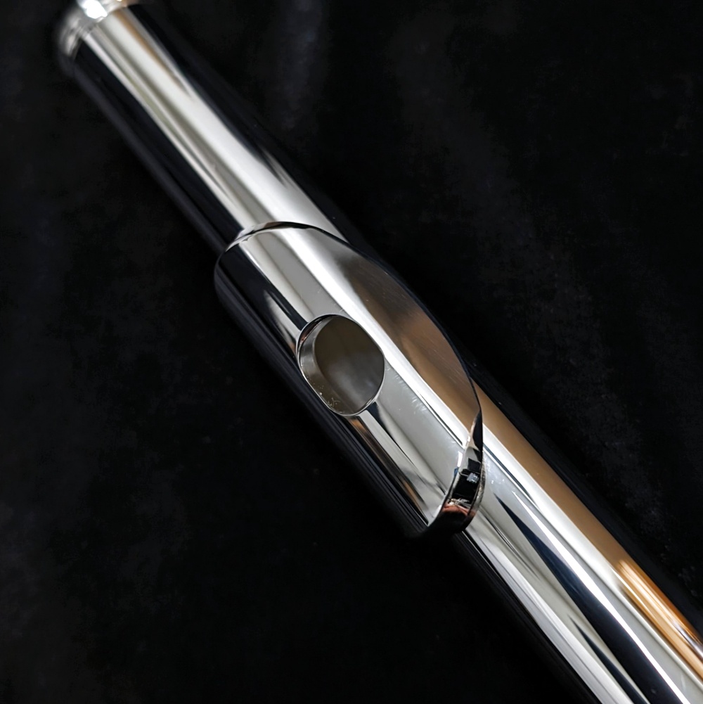Solist Step-Up Open Hole Flute - Embouchure