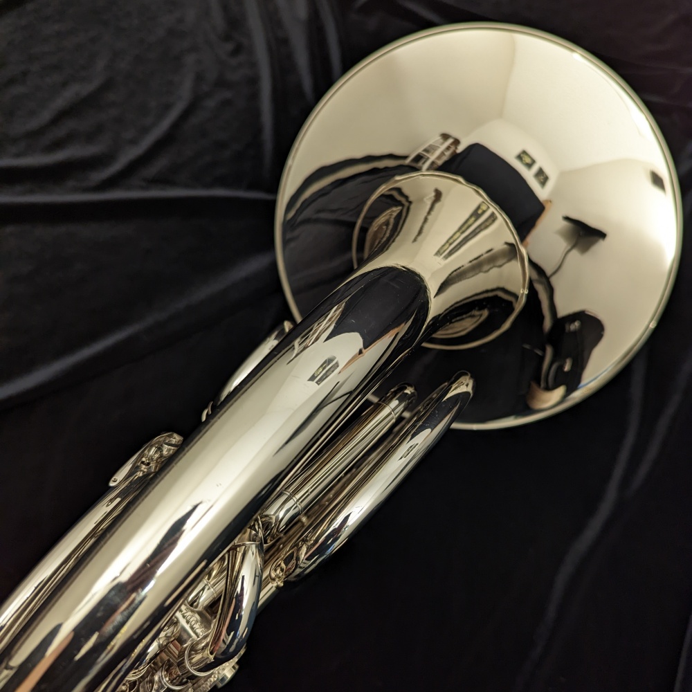 Used Holton Farkas H179 Professional French Horn 700752 - Bell Throat Exterior