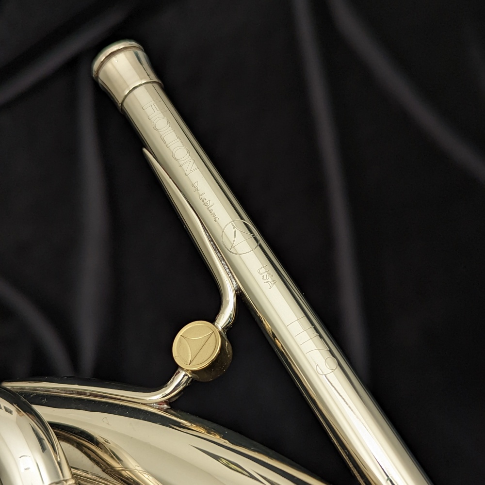 Used Holton Farkas H179 Professional French Horn 700752 - Logo