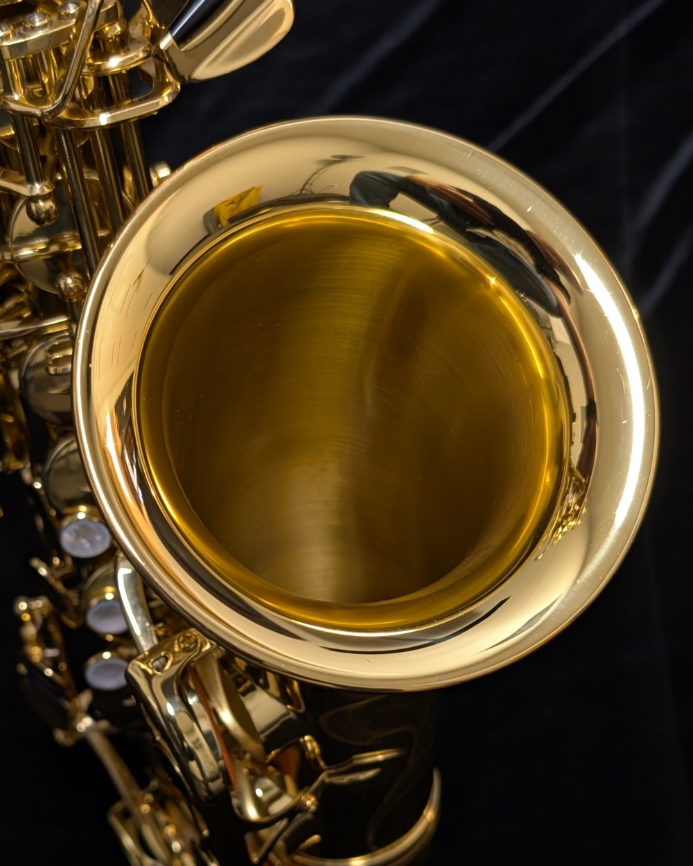 Used Yanagisawa A901 Alto Sax #00330435 - Bell