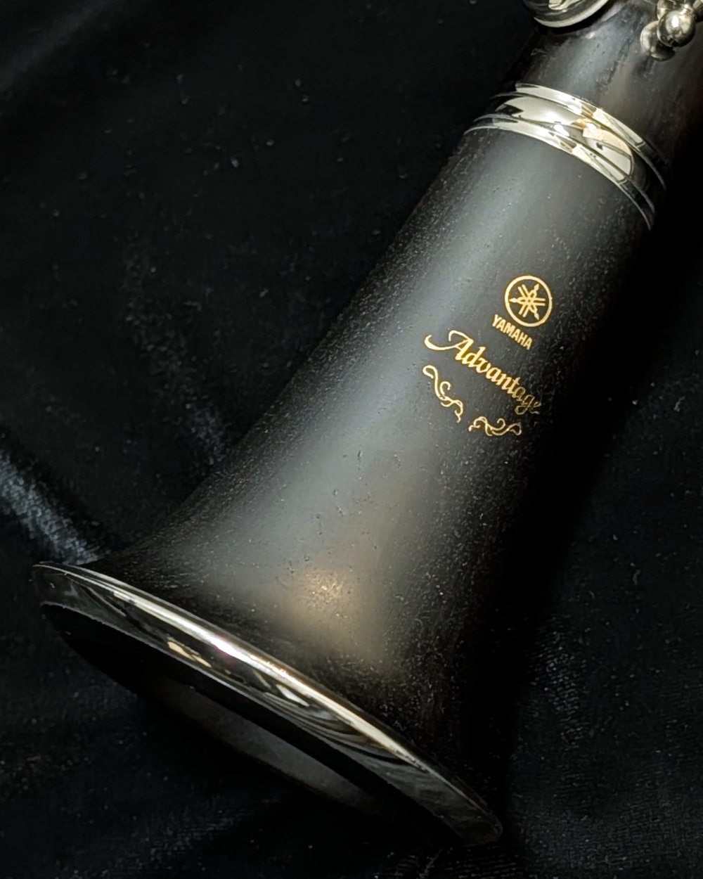 Lightly Used Yamaha Intermediate Wood Clarinet (2nd Gen) - Bell