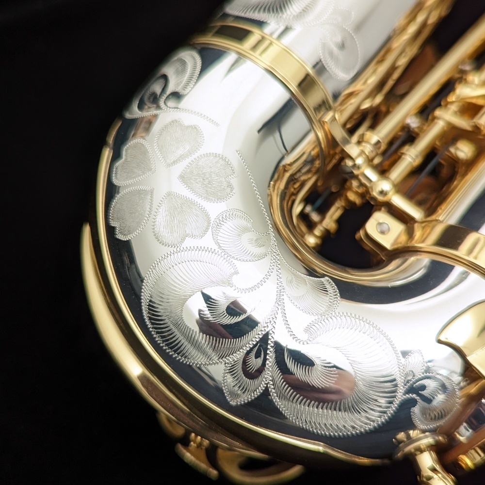 Yanagisawa SCWO37 Sterling Silver Curved Soprano Sax - Bow Engraving