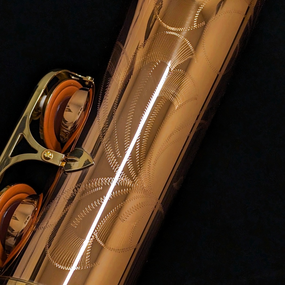 Yanagisawa TWO2 Professional Bronze Tenor Saxophone - Engraving